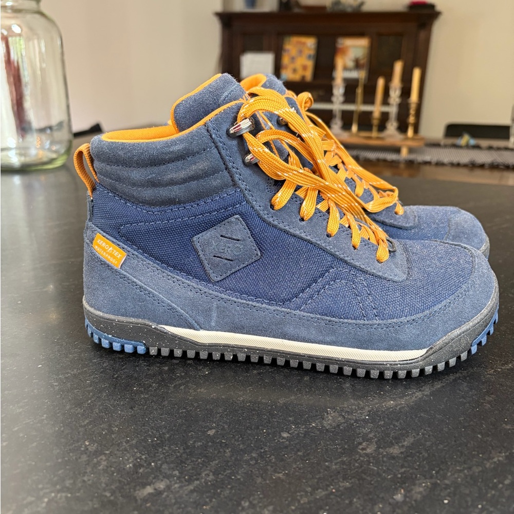 XERO Ridgeway hiking boot. BRAND NEW!